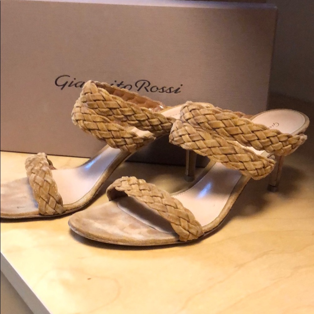 Gianvito Rossi Camoscio Almond sandal shoe 38 8